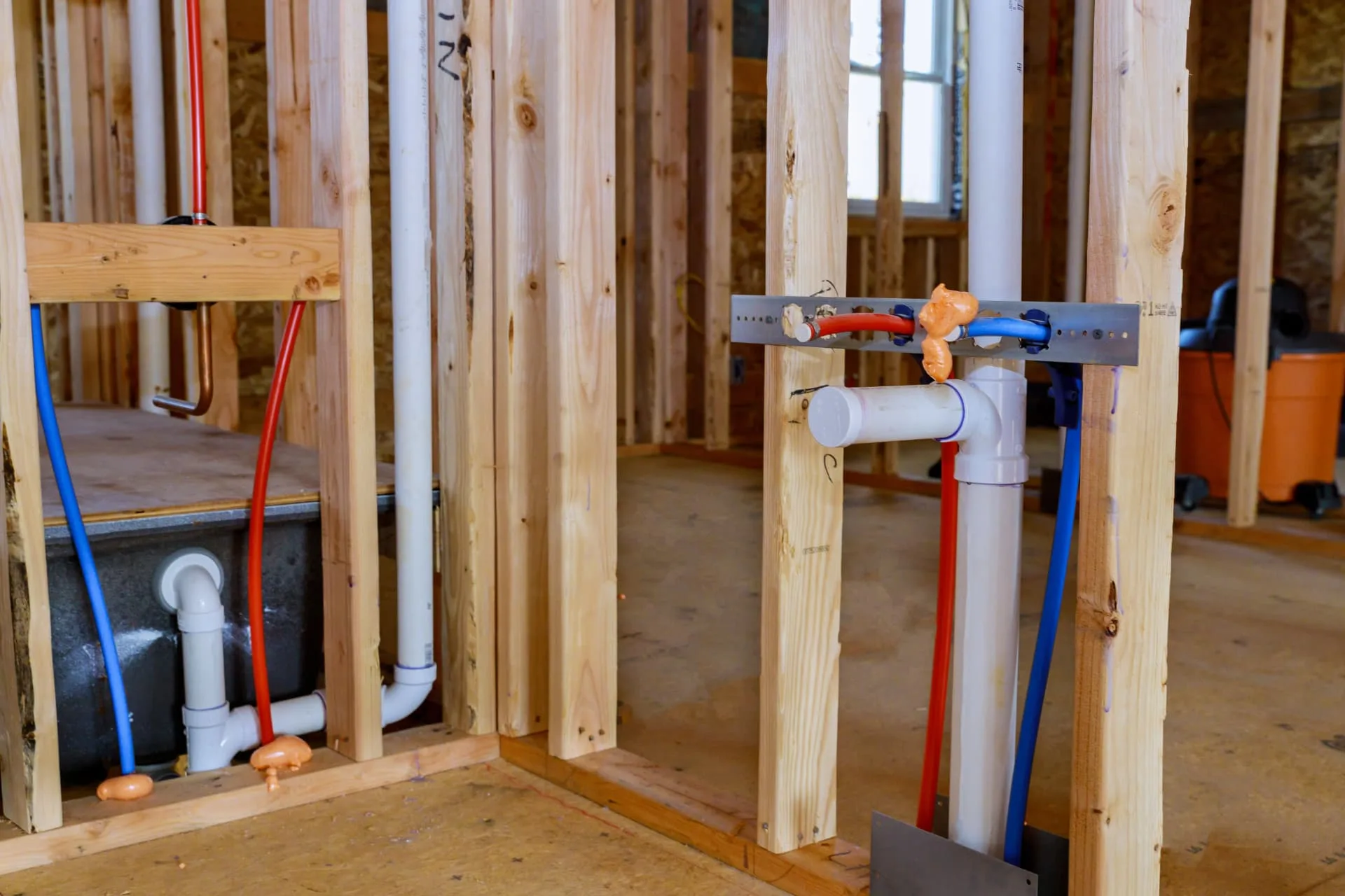 Water line manifold roughed in by a new construction plumbing contractor in Maricopa County, AZ